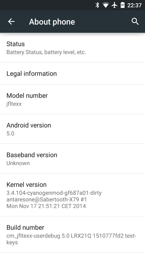 Samsung-Galaxy-S4-running-unofficial-CyanogenMod-12.jpg